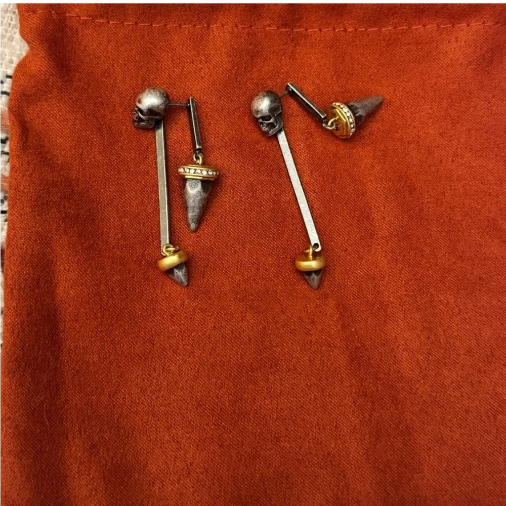 Alexander McQueen Silver Skull Drop Earrings with Gold Accents - Picture 1 of 4